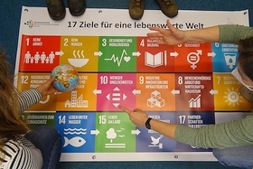 SDG_in_Schule_2.jpg  